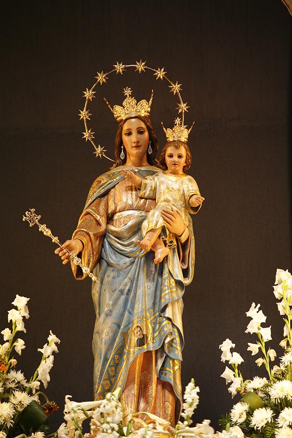 María Auxiliadora recorre las calles de Capuchinos