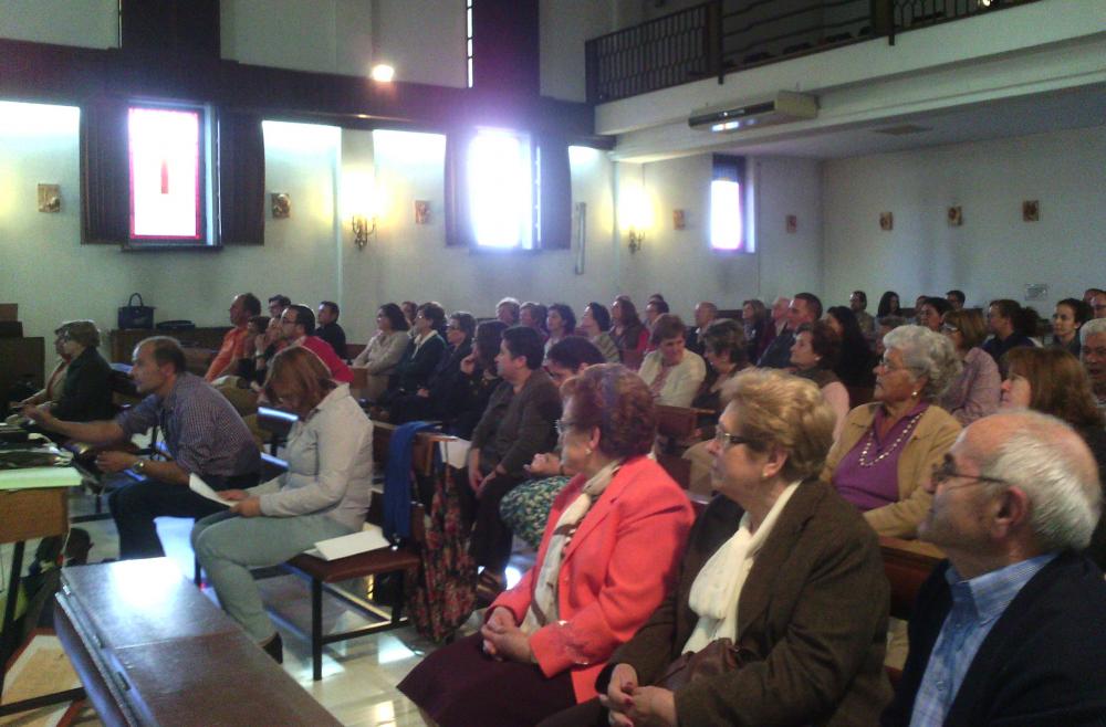 Los voluntarios de Cáritas ofrecieron su testimonio