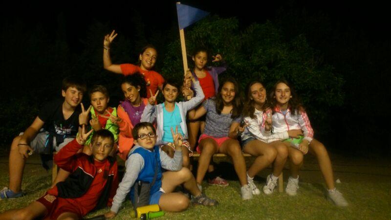 Un grupo de participantes