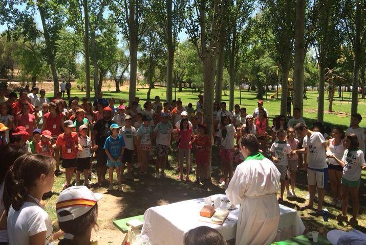 Los arciprestazgos se unen para la Eucaristía del campamento de verano