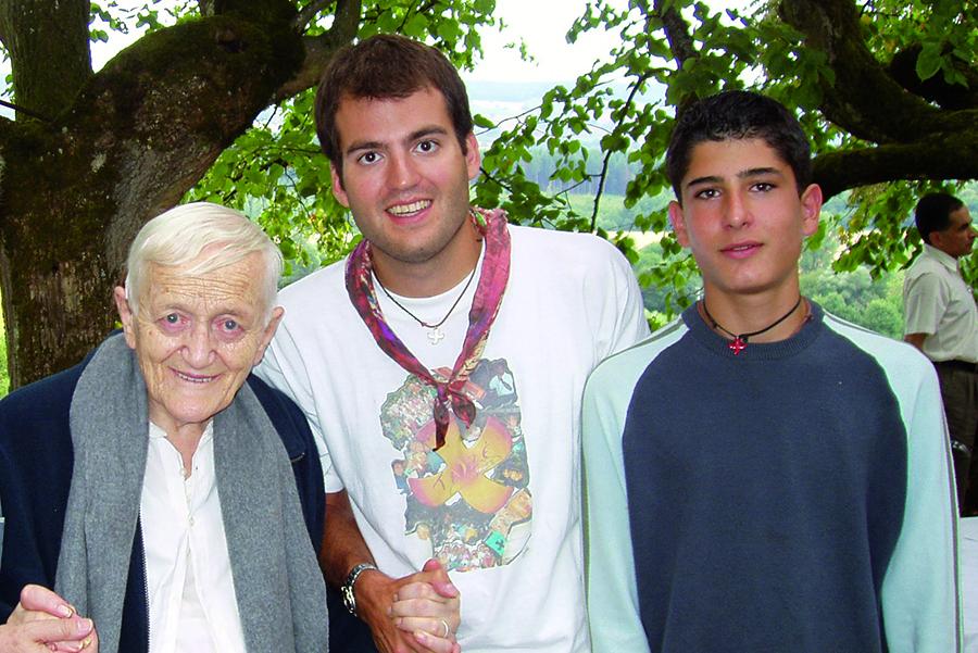 Rafael Ramos, a la derecha del hermano Roger en una foto de archivo