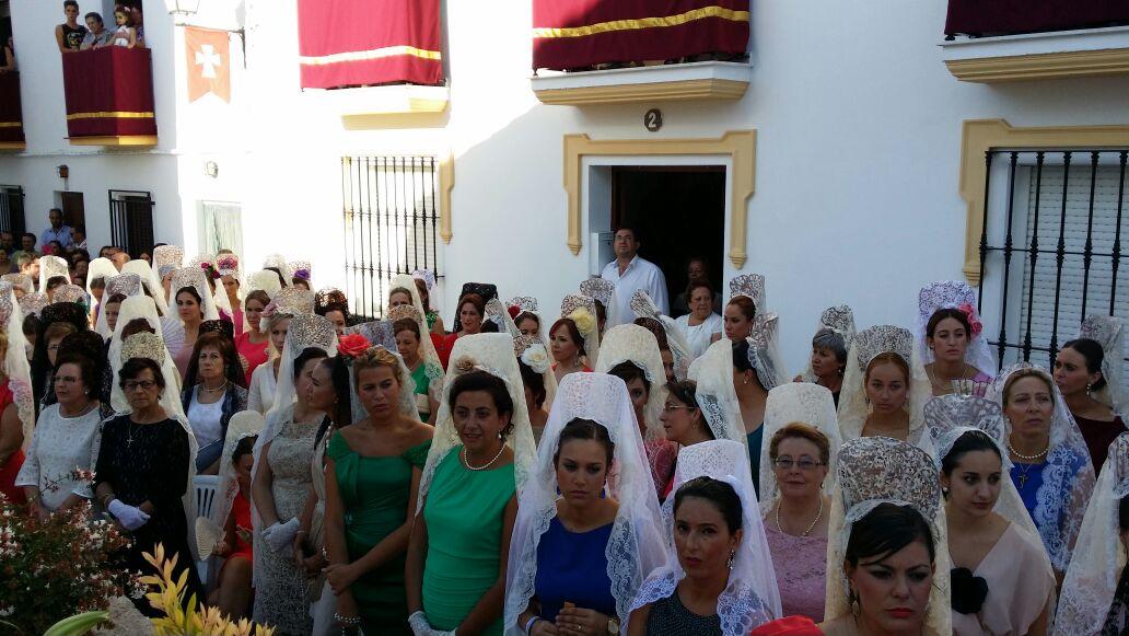 Alfarnate vive un día histórico con su Virgen de Monsalud