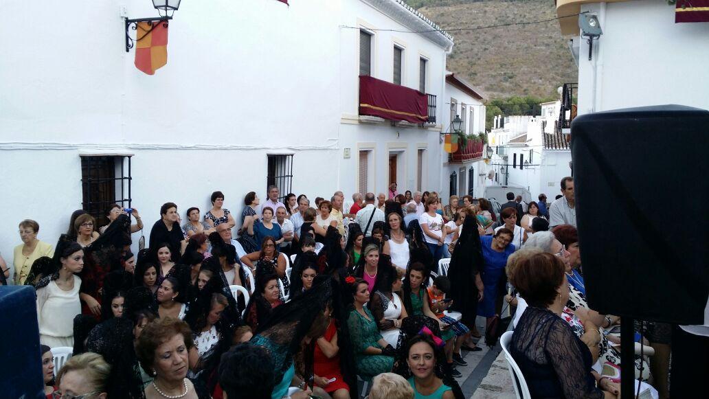 Alfarnate vive un día histórico con su Virgen de Monsalud