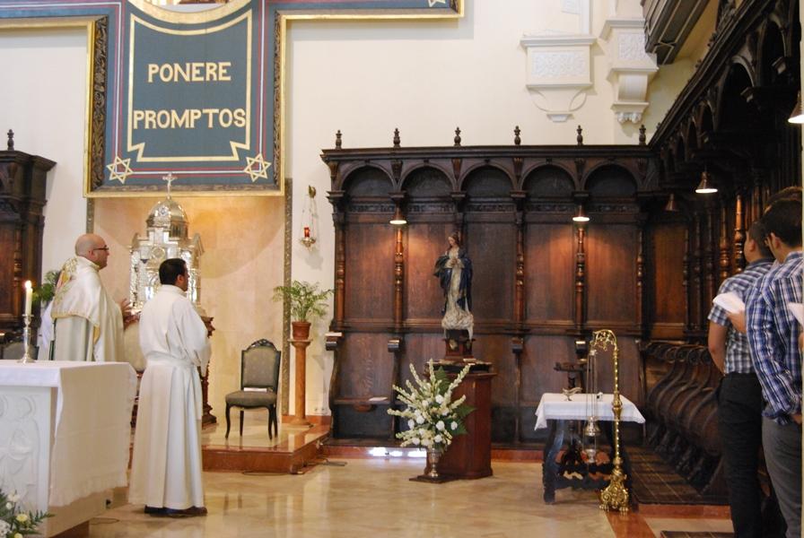 La oración termina con una oración a la Virgen María