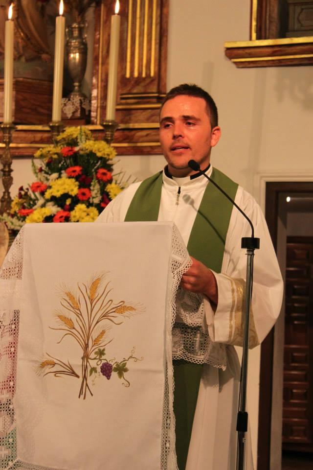 Toma de posesión de Maiquel Hernández, nuevo párroco de Monda