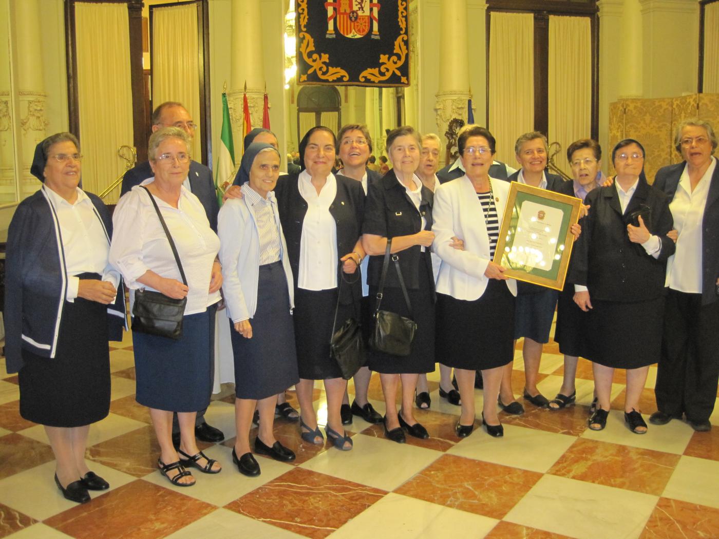 Medalla de la Ciudad al colegio San Manuel
