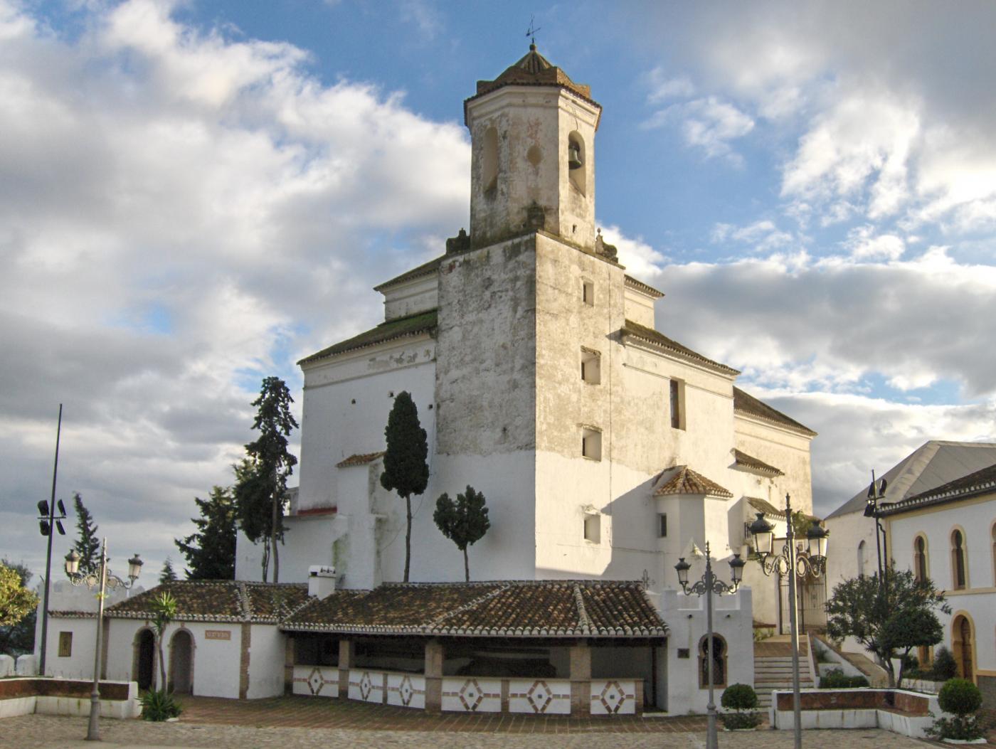 La Iglesia de Alozaina antes de su recuperación