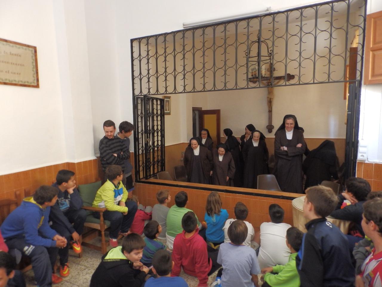 Los seminaristas menores visitan el carmelo de S. José