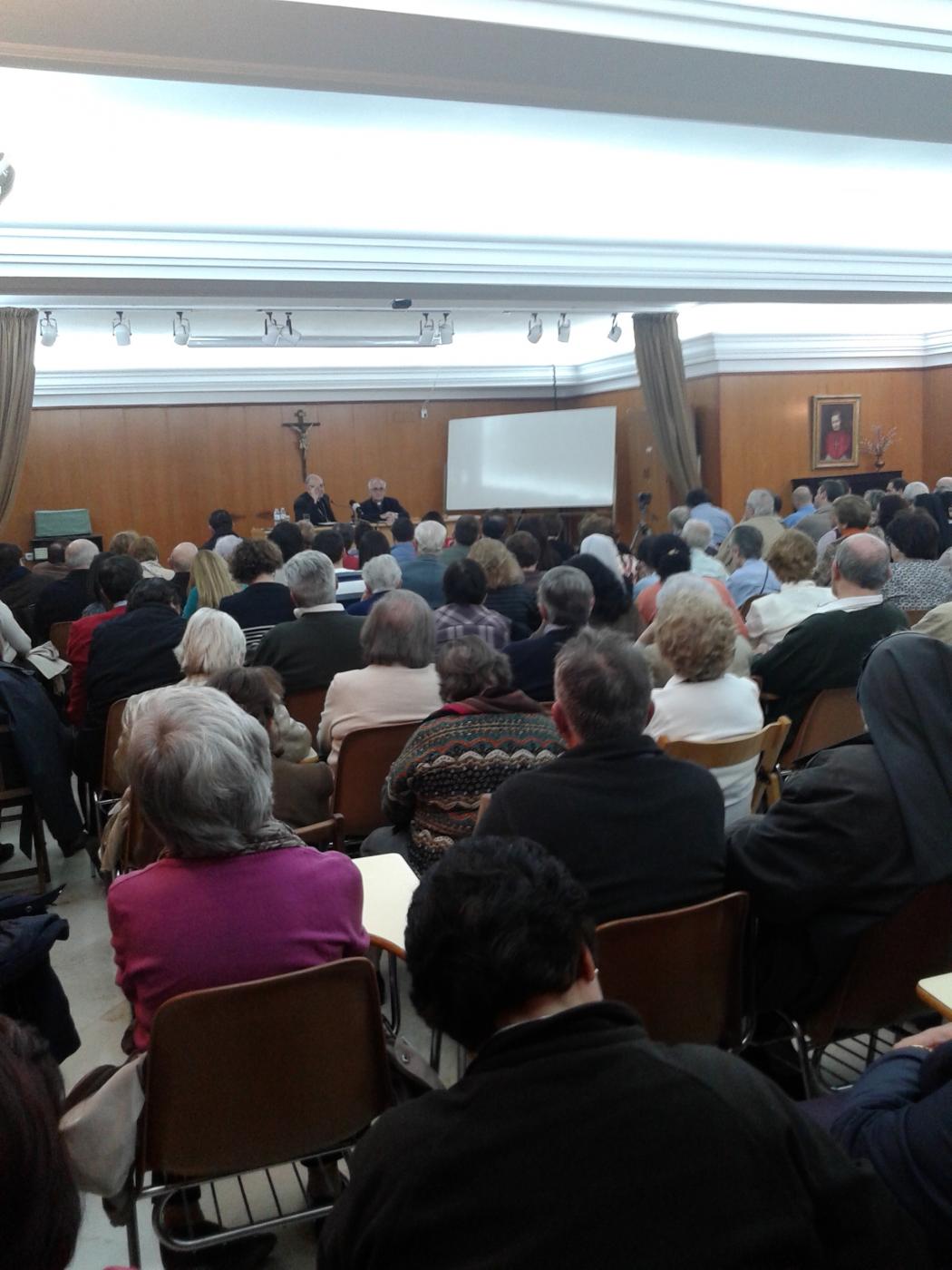 VÍDEO. Conferencia del cardenal Sebastián sobre el Sínodo de la Familia