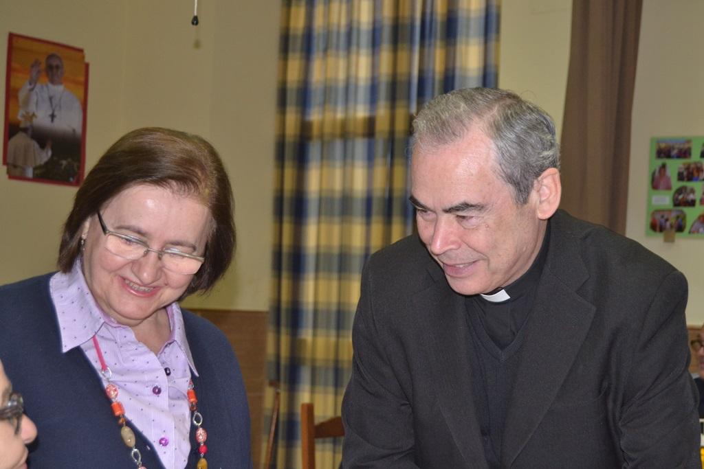 Visita del Sr. Obispo al Hogar Pozo Dulce