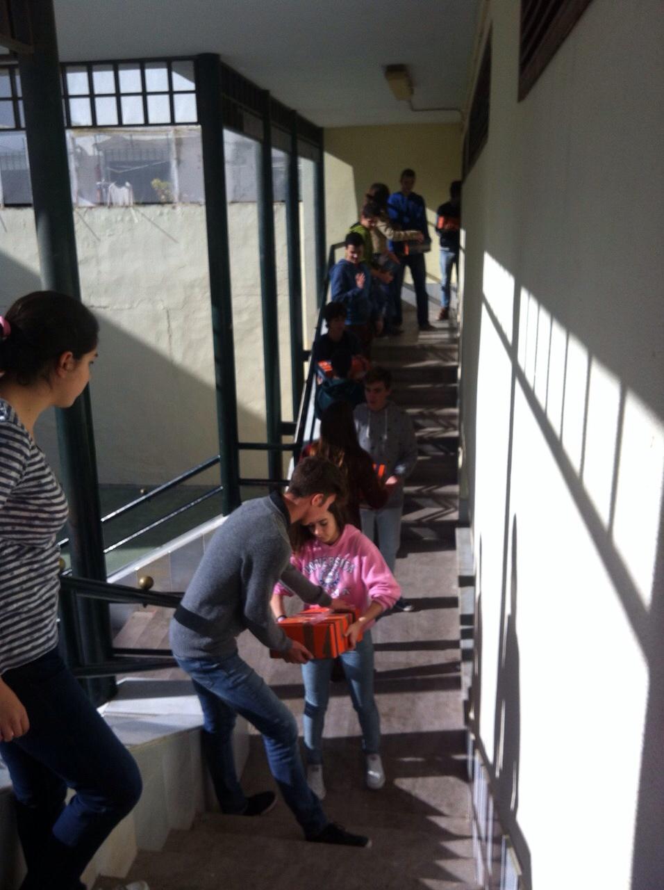 Recogida de alimentos en el colegio de los Maristas