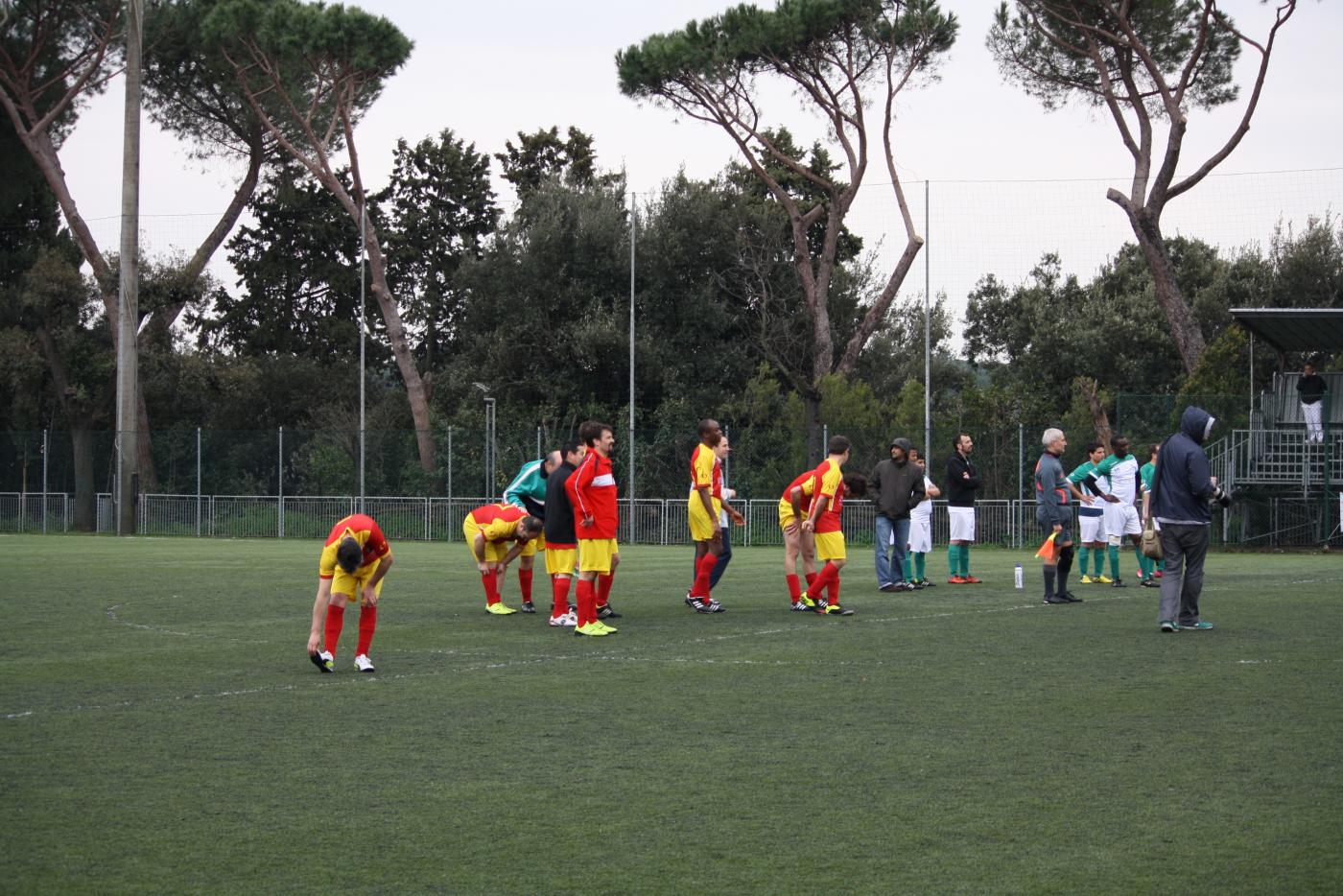 El equipo español se prepara para la tanda de penalties. FOTO J. ORTIZ