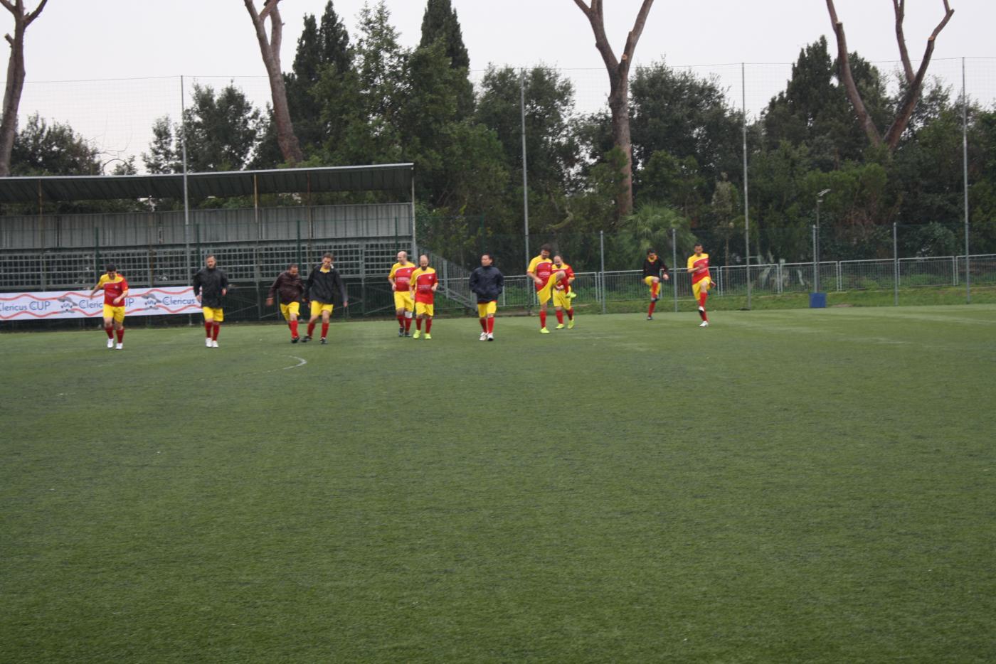 Calentamiento del equipo español. FOTO J. ORTIZ