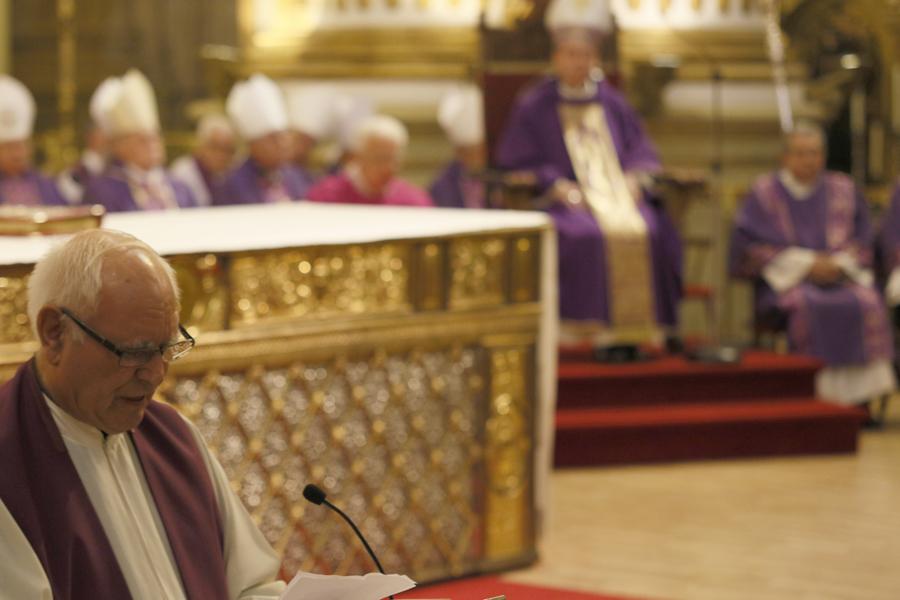 AUDIO. Homilía y semblanza en el funeral por Mons. Dorado
