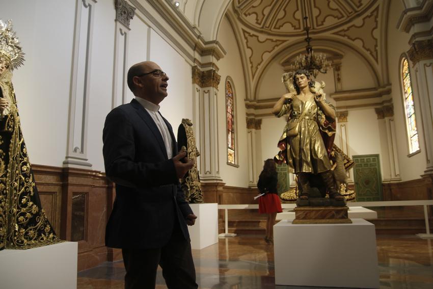 «Huellas quiere ayudar a la gente a trascender»