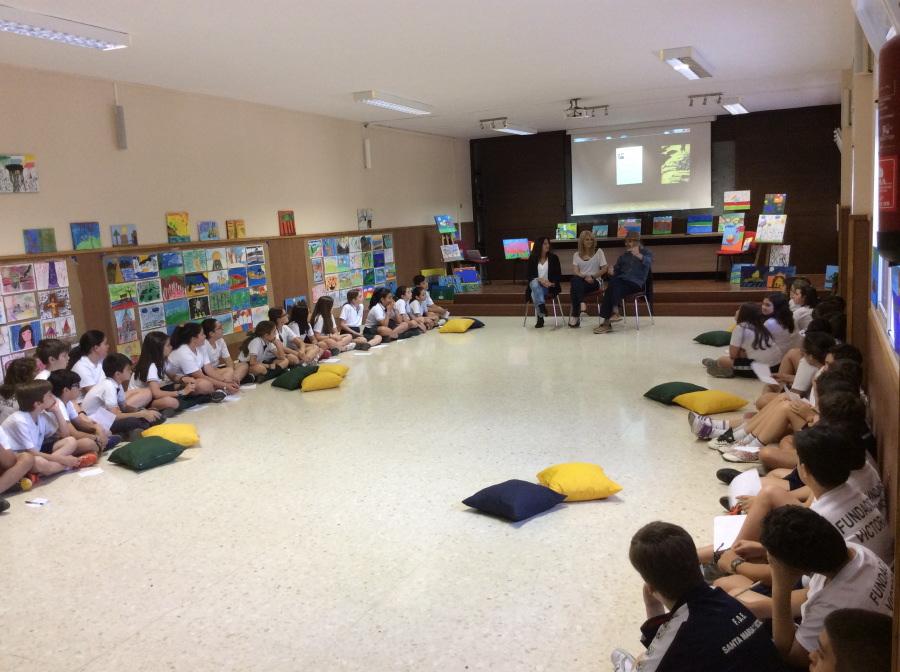 Visita de Jorge Rando al colegio Cardenal Herrera Oria