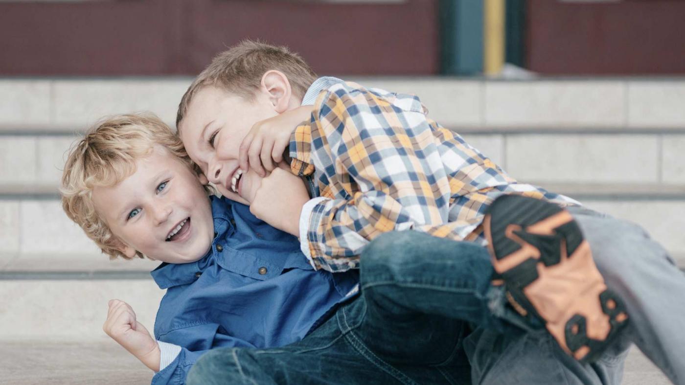 Ningún niño sin zapatillas