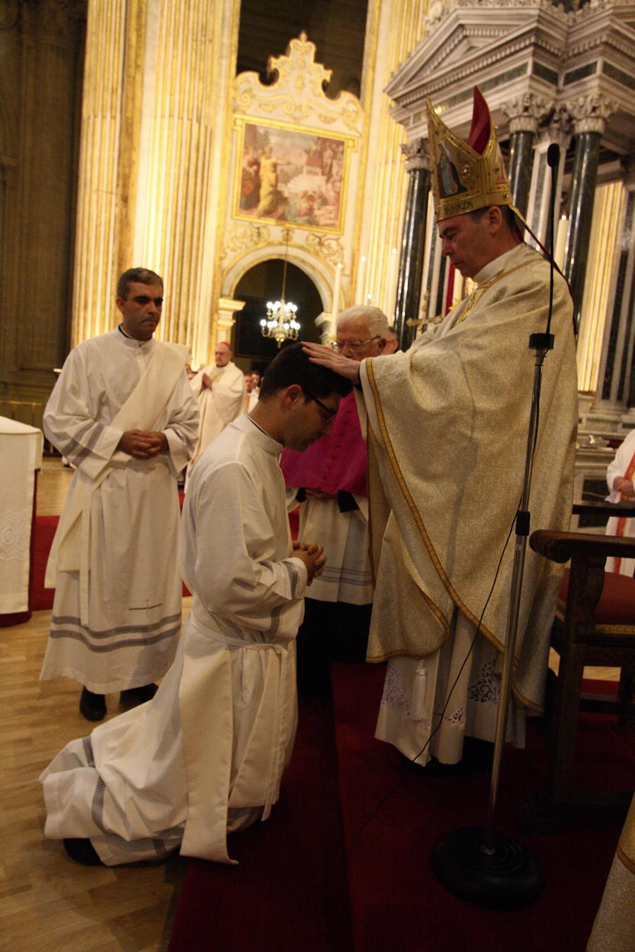 Ordenación sacerdotal de José MIguel Antequera e Isidro Calderón