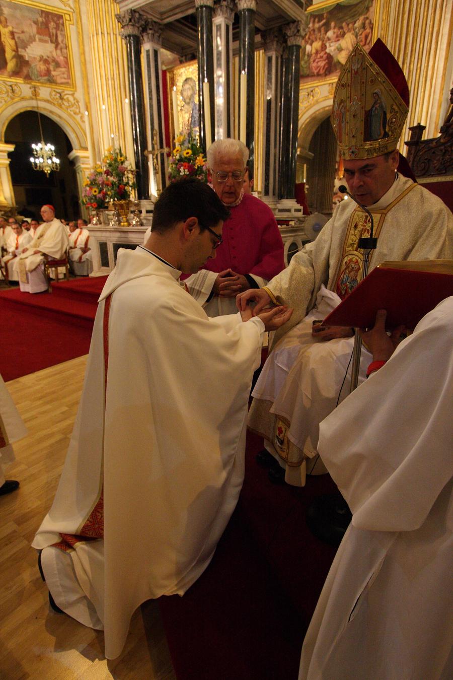 Ordenación sacerdotal de José MIguel Antequera e Isidro Calderón