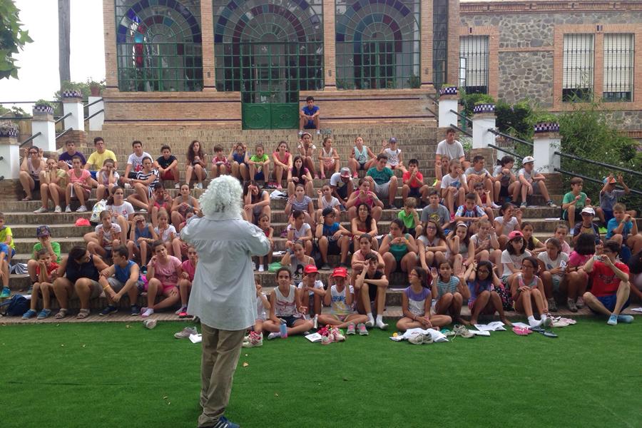 Campamento de verano 2015 organizado por Juventud en Trayamar