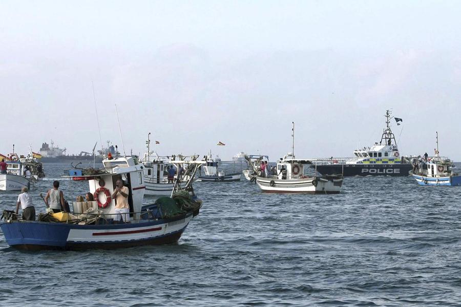 A los hombres y mujeres del mar en la festividad de su patrona
