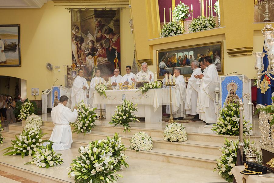 Eucaristía de la Festividad de Ntra. Sra. del Carmen Coronada, en Estepona 2015