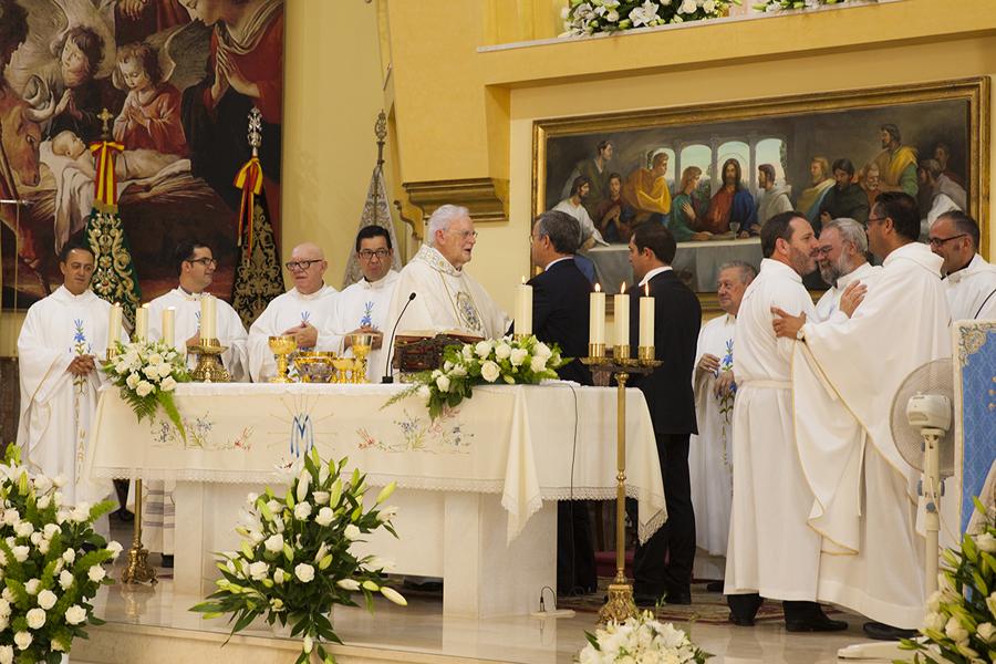 Eucaristía de la Festividad de Ntra. Sra. del Carmen Coronada, en Estepona 2015