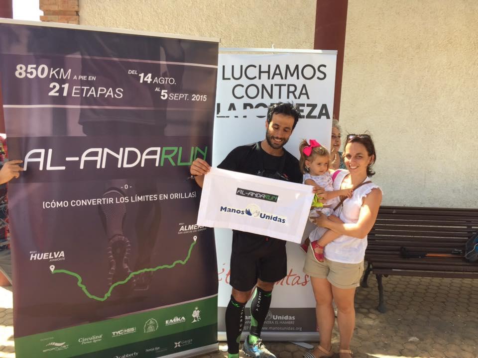 El deportista celebra su llegada a Málaga FOTO: FACEBOOK