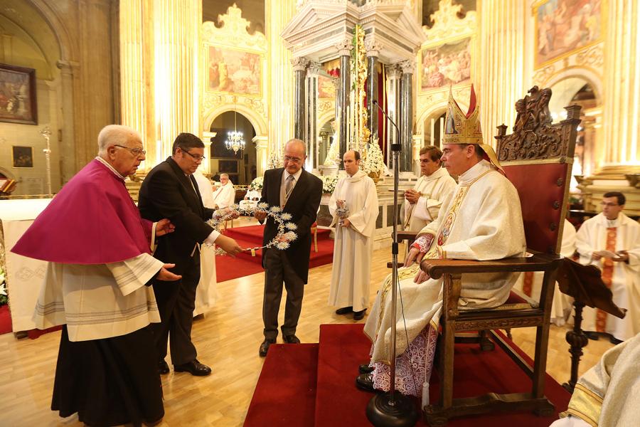 Coronación Canónica de la Virgen del Rocío en la Catedral