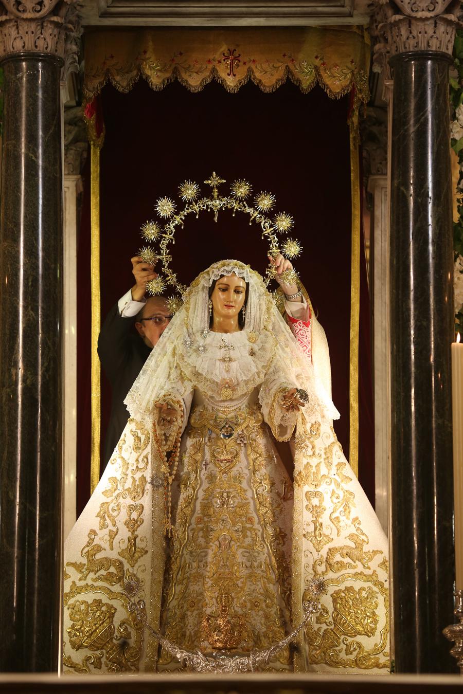 Coronación Canónica de la Virgen del Rocío en la Catedral