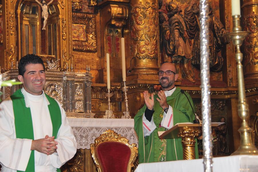 Tomas de posesión y despedidas de párrocos