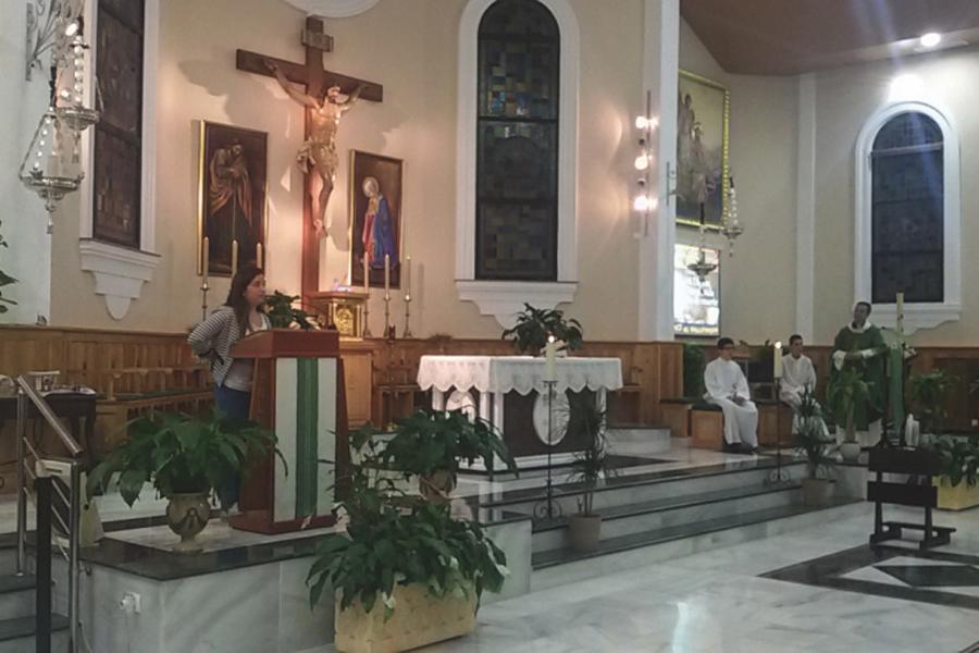 Jóvenes de Fuengirola le dan la vuelta a "Halloween"