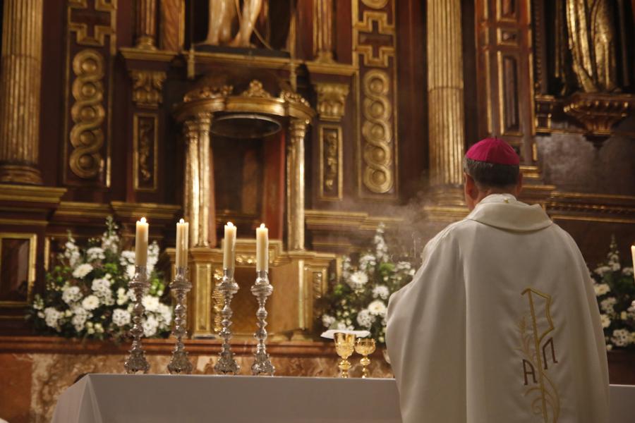 Eucaristía en la iglesia del Santo Cristo de la Salud con motivo de la restauración (Málaga)