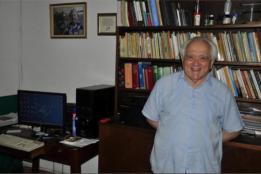 José Luis Caravias, sj, en el Centro Arrupe
