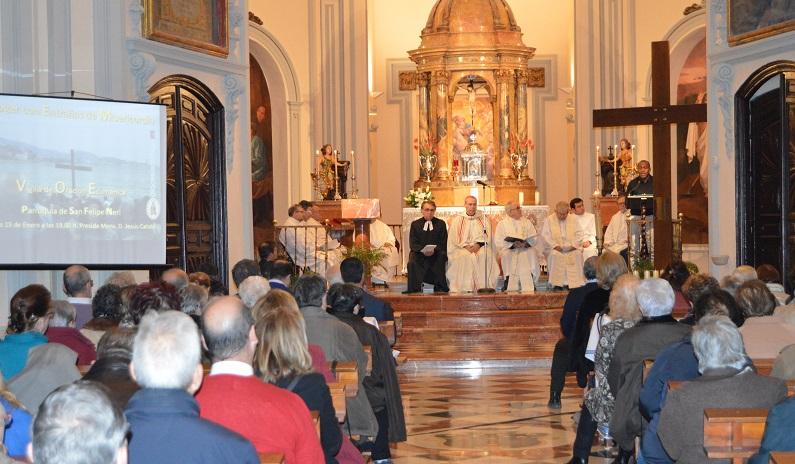 El refugiado Alain Diabanza dando su testimonio