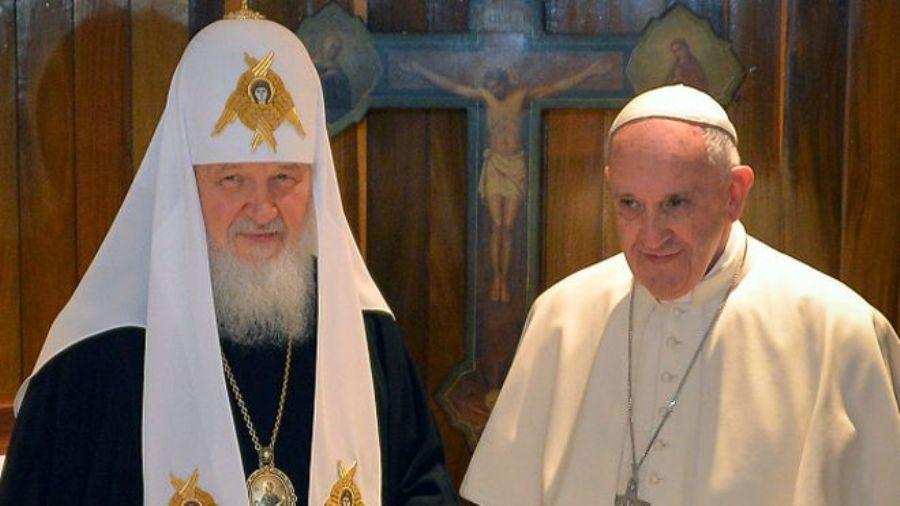 El papa Francisco y el patriarca ruso Kirill