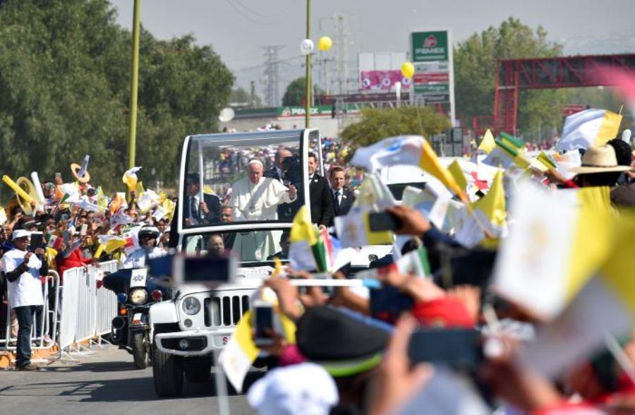 Papa Francisco durante su vista a México