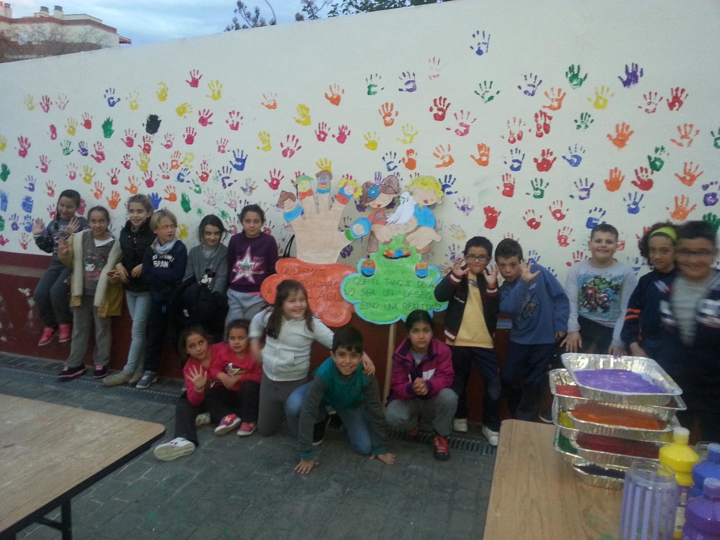 Participantes de la yincana en la parroquia de San Fernando