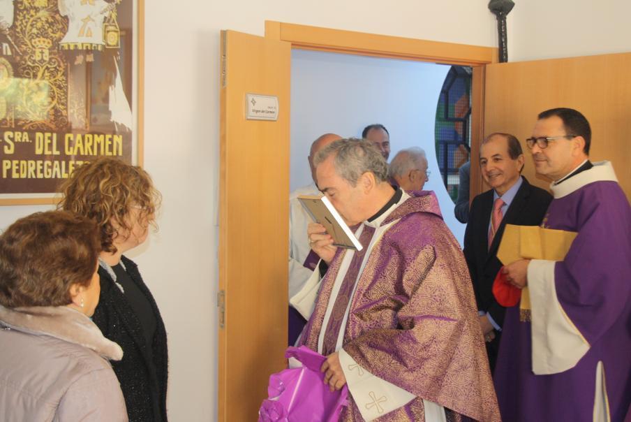 Visita de Don Jesús a los nuevos salones parroquiales del Corpus Christi