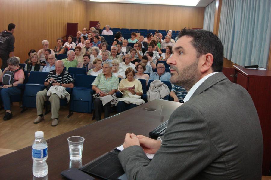El Aula Arrupe ofrece una charla sobre el discernimiento