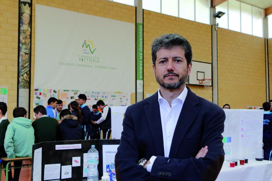 José Ignacio Illana: «Ciencia y religión comparten el mismo fin: dar respuestas»