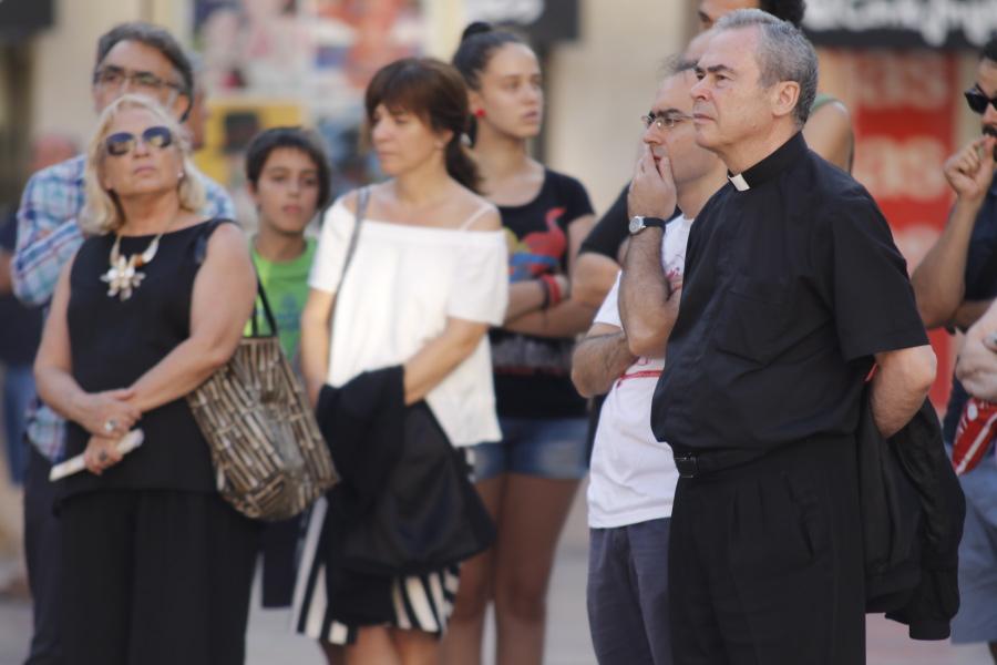 Círculo del silencio de julio en la Plaza de la Constitución