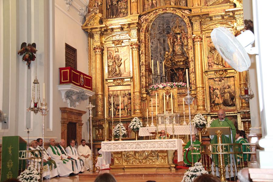 Toma de posesión en la parroquia de Sta. María de la Victoria