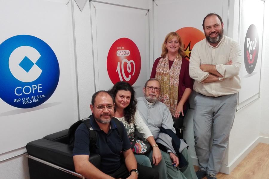 "Paracetamol no, lo que queremos que nos traiga es el Evangelio"