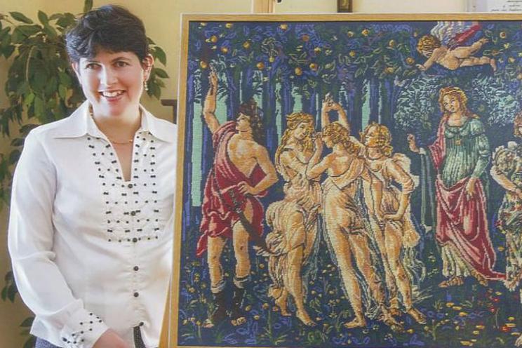 Exposición de cuadros "petit point" en la parroquia Corpus Christi