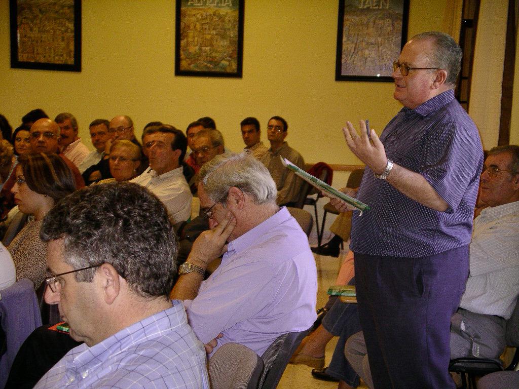 Manuel Torres participando en una sesión del Consejo Pastoral Diocesano
