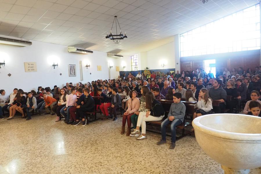 Confirmaciones en la parroquia de San Sebastián, en Coín