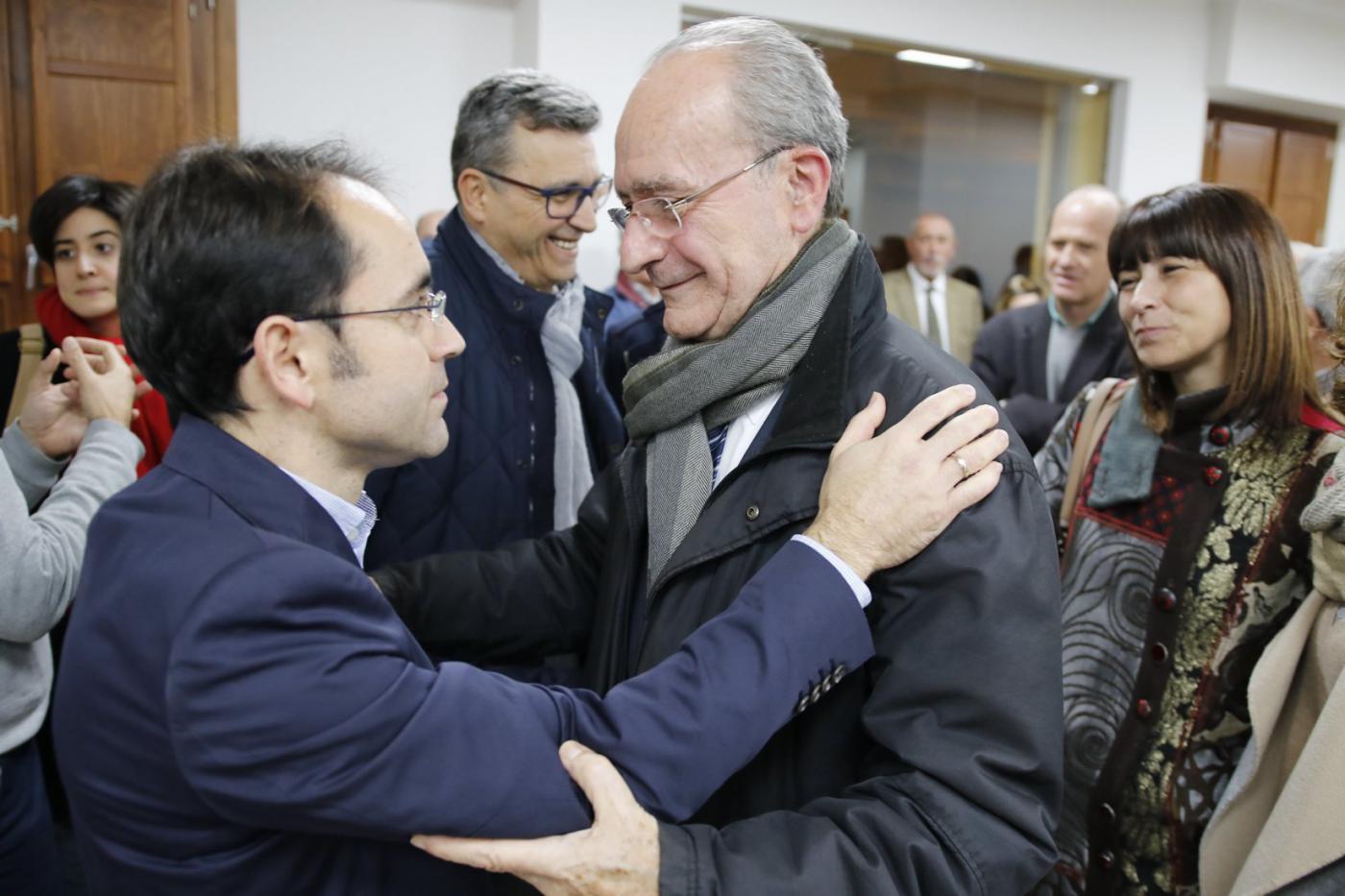 Bendición de "Calor y café" por el obispo de Málaga, Jesús Catalá