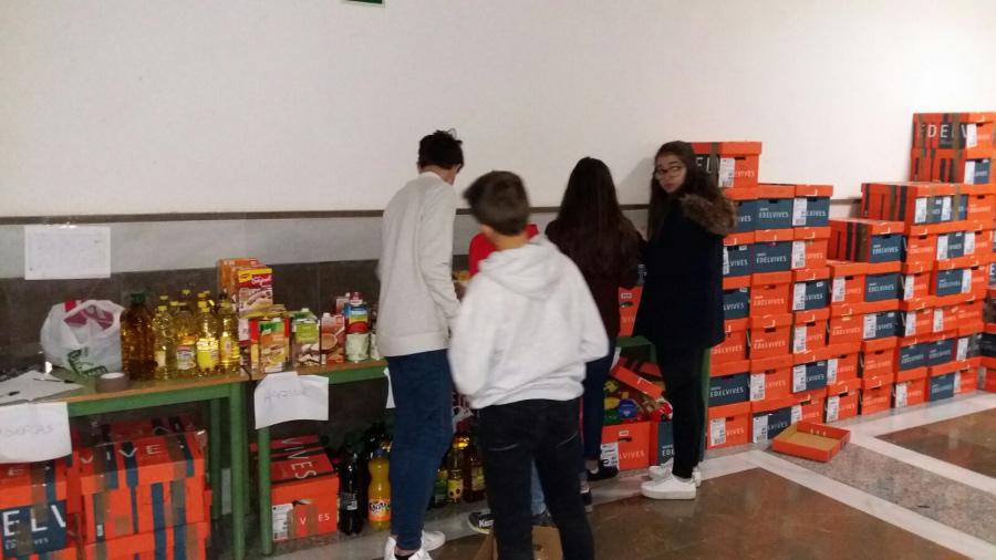 Campaña de Navidad del colegio de los Maristas