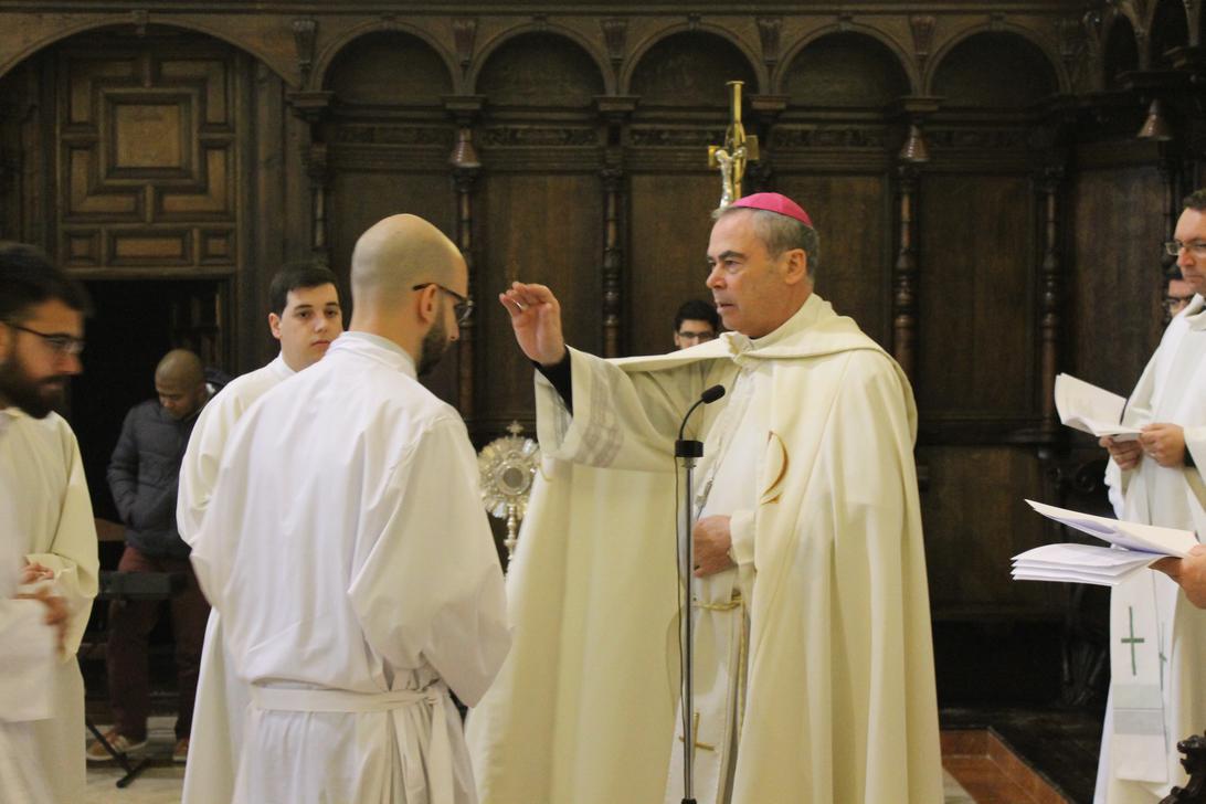 Rito de admisión de los seminaristas en el encuentro con el presbiterio